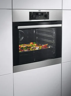 Innovativo forno Aeg Beb331010m  in Offerta Outlet