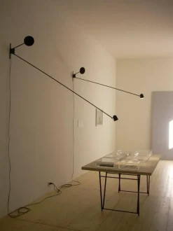 Lampada da parete Counterbalance Luceplan in Offerta Outlet