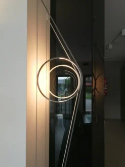 Lampada da parete Wirering Flos con uno sconto esclusivo