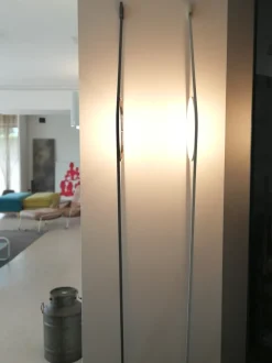 Lampada da parete Wirering Flos con uno sconto esclusivo