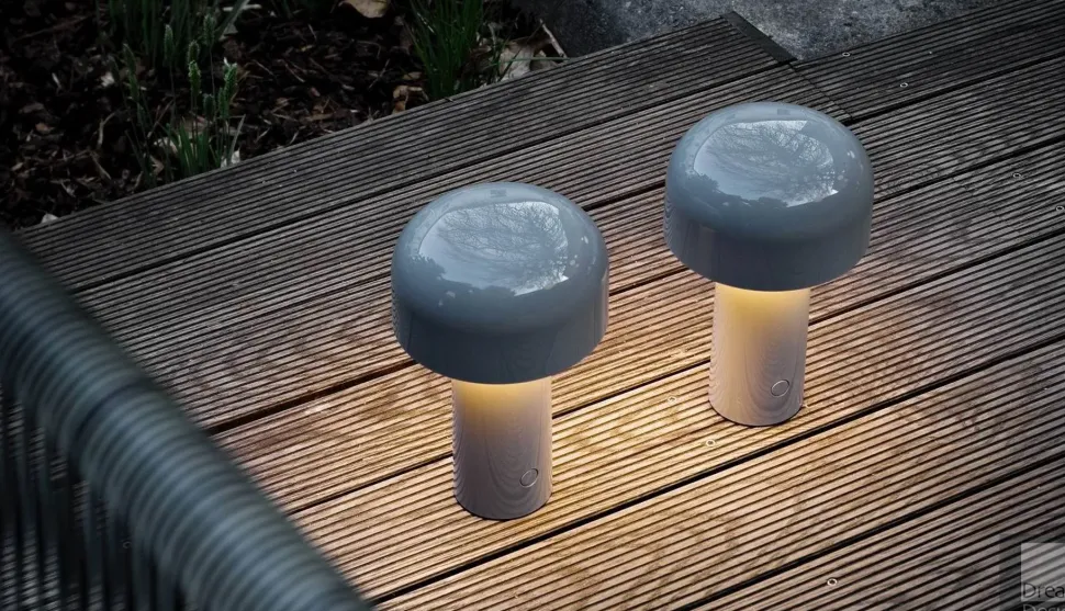 Lampada da tavolo Bellhop Flos in Offerta Outlet