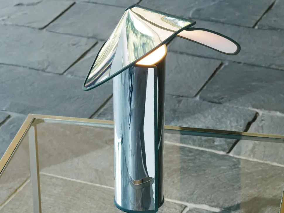 Lampada da tavolo Chiara t Flos a prezzo Outlet