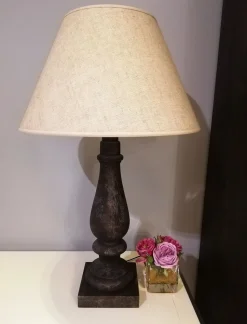 Lampada da tavolo Giulia Cantori con un ribasso esclusivo