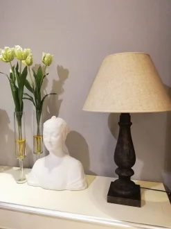 Lampada da tavolo Giulia Cantori con un ribasso esclusivo