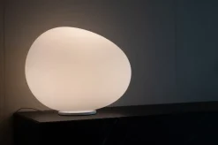 Lampada da tavolo Gregg Foscarini con uno sconto esclusivo