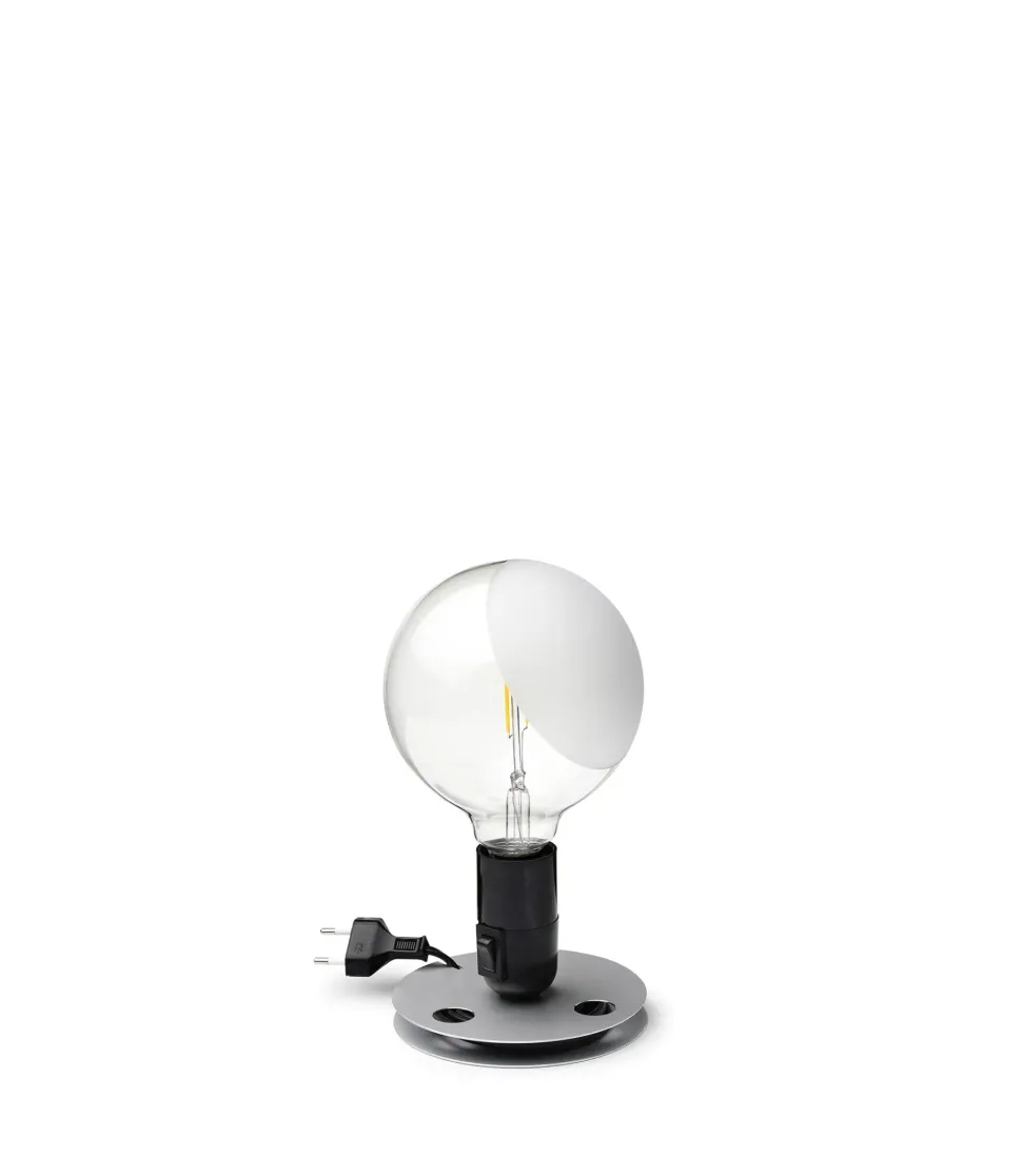 Lampada da tavolo Lampadina Flos a prezzo Outlet