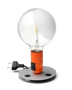 Lampada da tavolo Lampadina Flos a prezzo Outlet