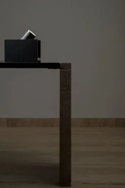 Lampada da tavolo Plint battery mini Nemo a prezzo scontato