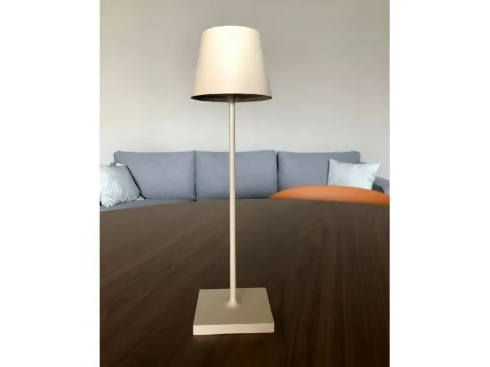 Lampada da tavolo Poldina Zafferano in Offerta Outlet affrettati