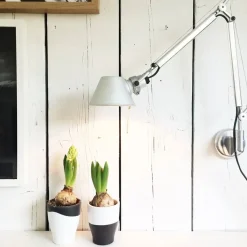 Lampada da tavolo stile Design Tolomeo con base diam.23 Artemide in offerta outlet