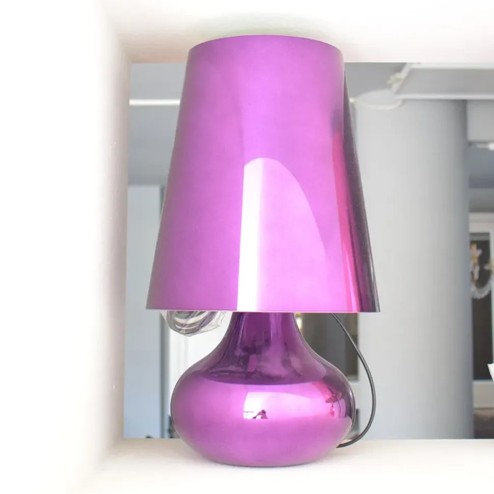 Lampada da tavolo stile Moderno Cindy Kartell con forte sconto
