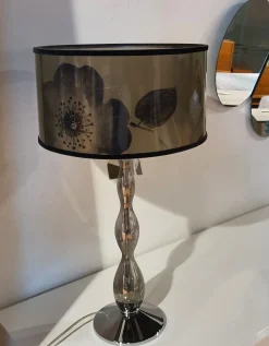 Lampada da tavolo stile Moderno Fiore Irilux in offerta outlet