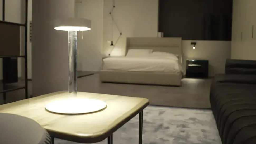 Lampada da tavolo Tetatet flute Davide groppi a prezzo scontato