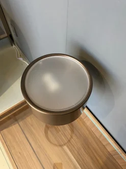 Lampada da tavolo Vico Natuzzi a prezzo Outlet