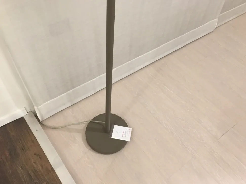 Lampada da terra Andromeda calligaris Calligaris in Offerta Outlet