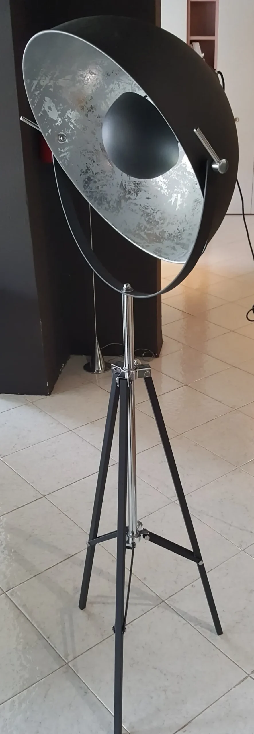 Lampada da terra Costanza Stones a prezzo Outlet