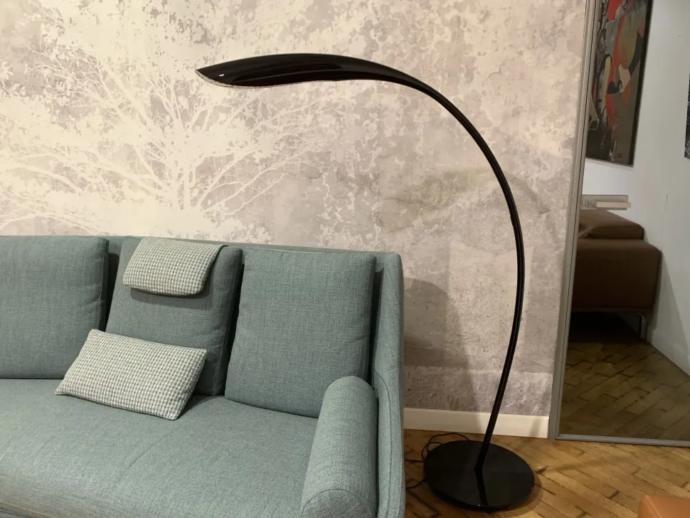 Lampada da terra Doride Artemide a prezzo scontato