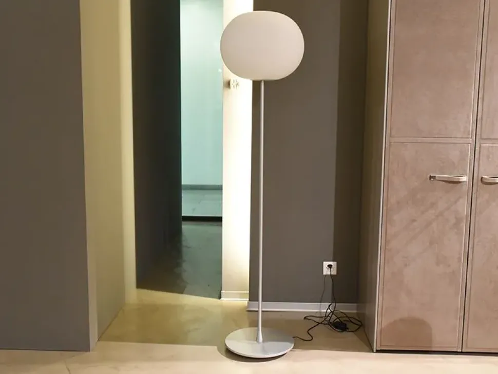 Lampada da terra Glo-ball f3 Flos a prezzo Outlet