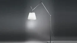 Lampada da terra in metallo Lampada tolomeo  mega Artemide a prezzo Outlet
