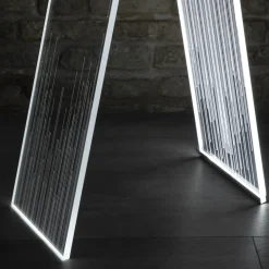 Lampada da terra in plastica Arc Vesta a prezzo Outlet