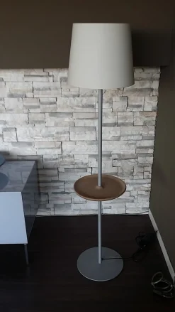 Lampada da terra Interni Luce carlotta rovere con SCONTO 48%