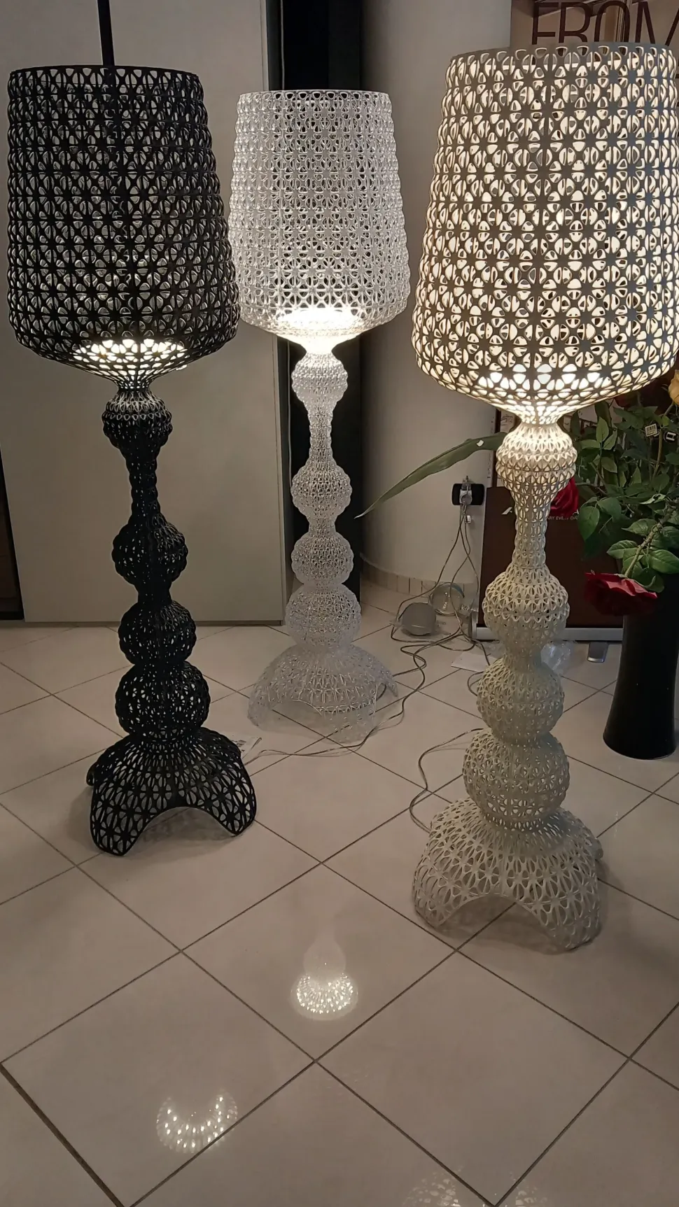 Lampada da terra Kartell Kabuki stile Design in offerta