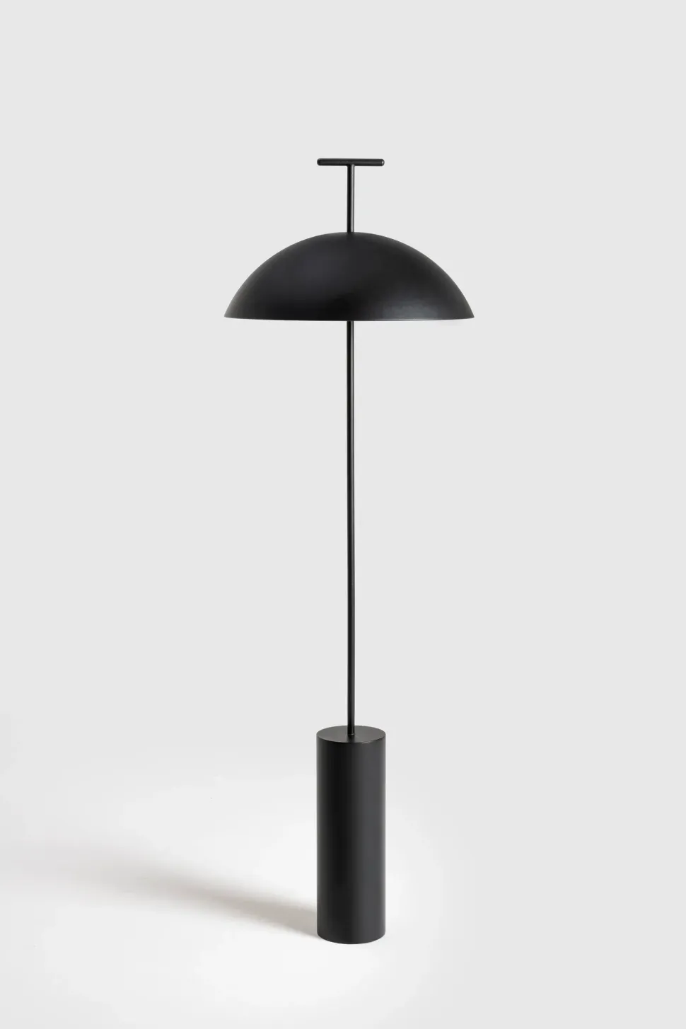 Lampada da terra Kartell Geen-a Nero a prezzi convenienti