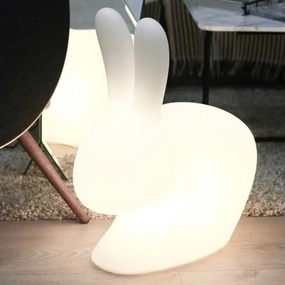 Lampada da terra lampada rabbit con led ricaricabile Qeeboo a prezzo Outlet