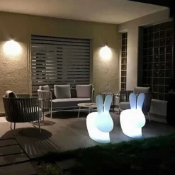 Lampada da terra Lampada rabbit con led ricaricabile Qeeboo a prezzo scontato
