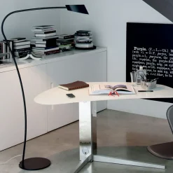 Lampada da terra Little flag Cattelan italia con un ribasso esclusivo