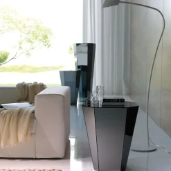 Lampada da terra Little flag Cattelan italia con un ribasso esclusivo