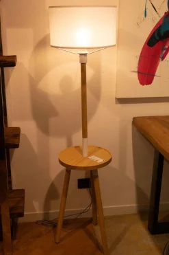 Lampada da terra stile Design Acrux Stones in offerta outlet