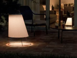 Lampada da terra stile Design Cone Emu scontato