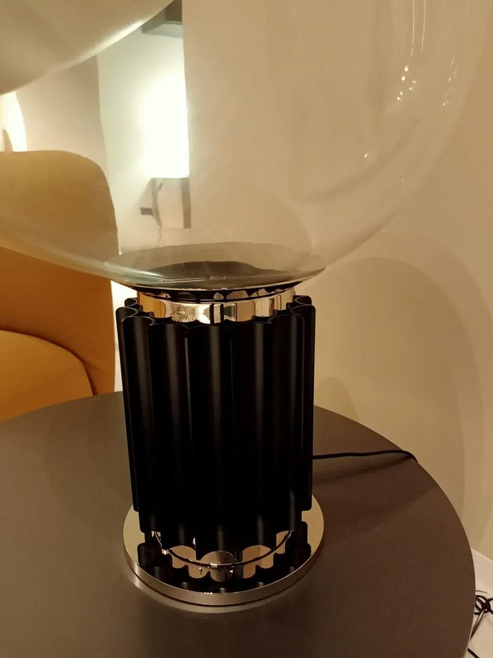 Lampada Flos Taccia a PREZZI OUTLET