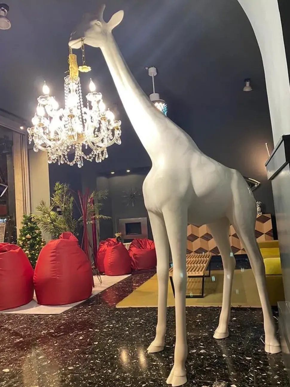 Lampada Giraffe in love design bianco Artigianale in OFFERTA OUTLET