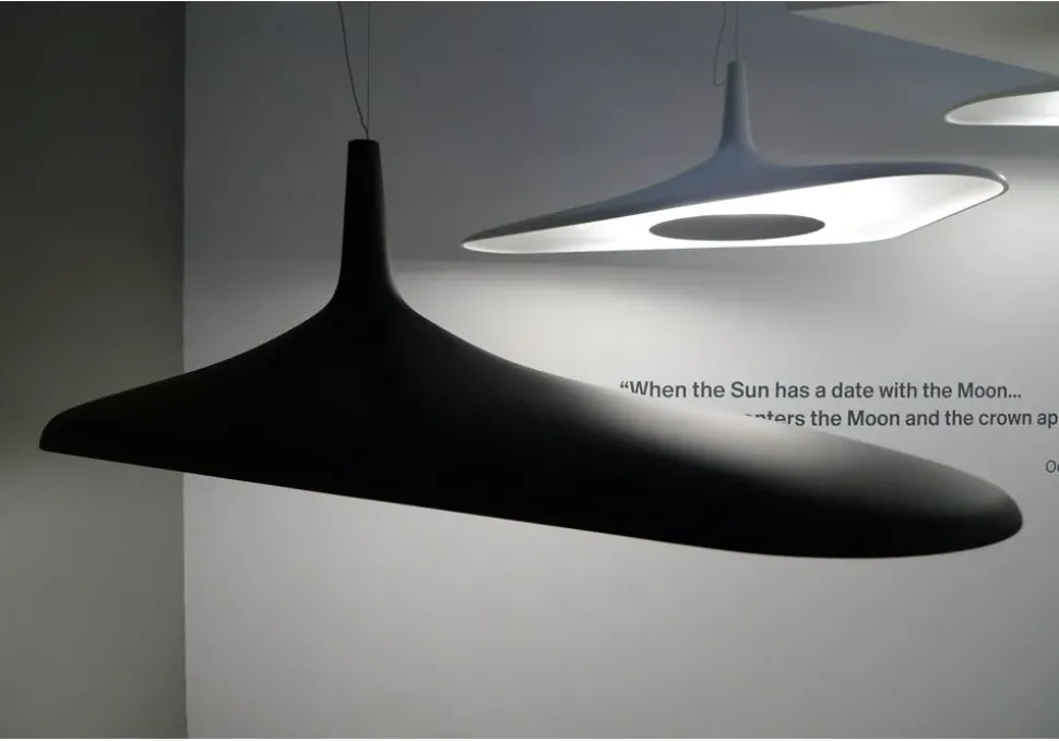 Lampada Soleil noir Luceplan in Offerta Outlet. Acquista ora!