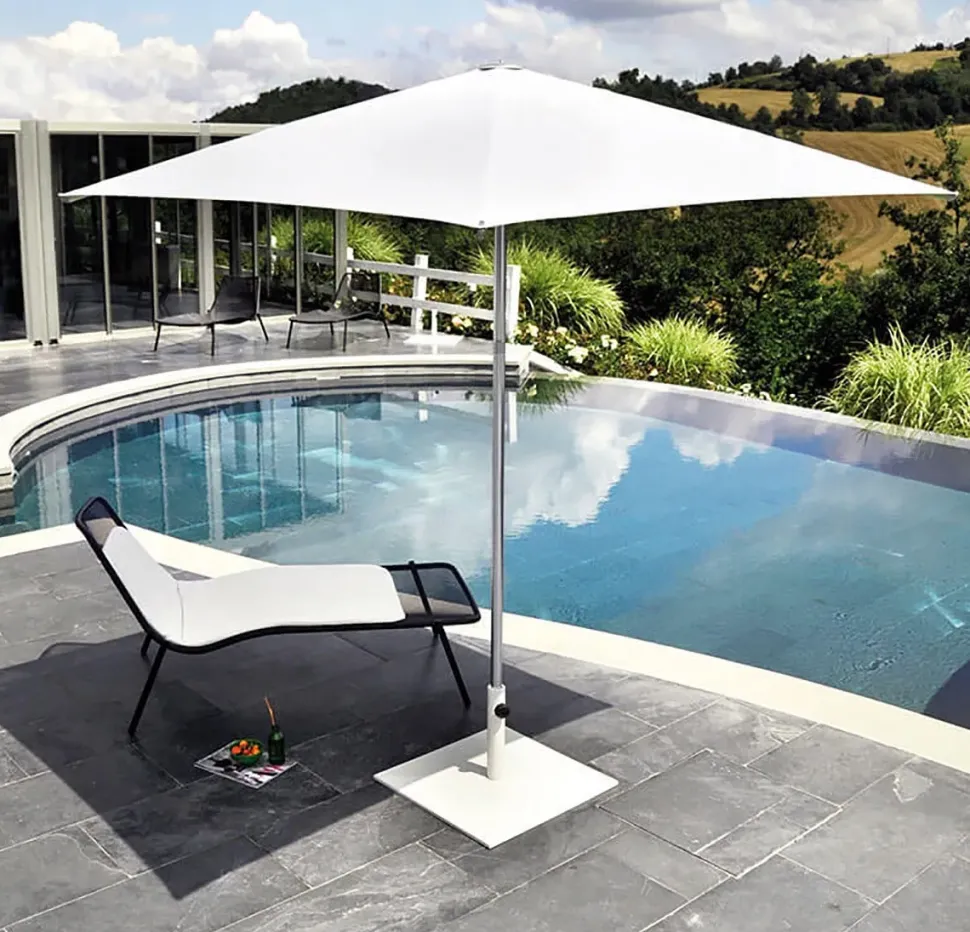 Lettino impilabile round Emu con sconto outlet