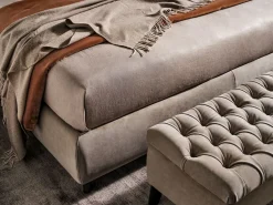 Letto classico con giroletto Tommy  Twils a prezzo scontato