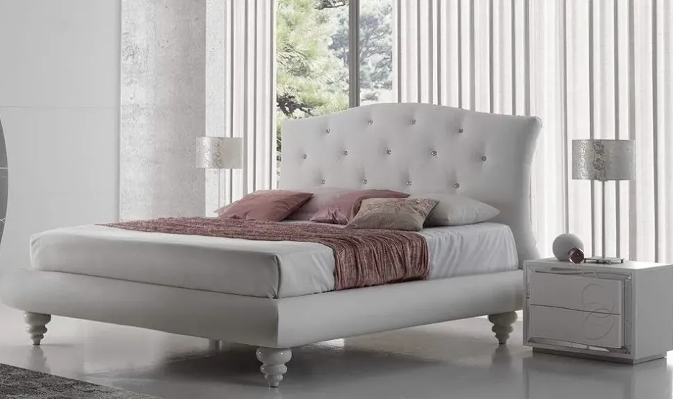 Letto classico con giroletto Virgo Artigianale a prezzo ribassato