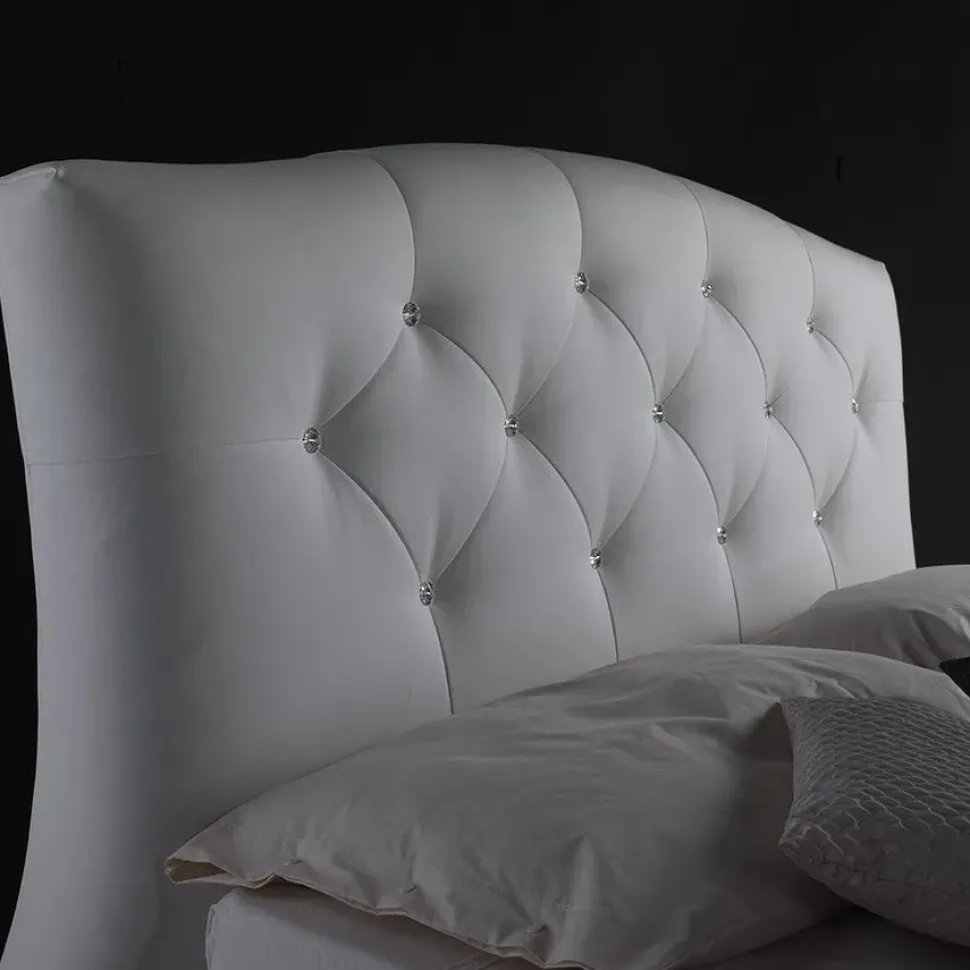 Letto classico con giroletto Virgo Artigianale a prezzo ribassato