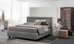 Letto classico con giroletto Chloe V&nice a prezzo scontato