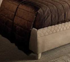 Letto classico Letto luxury in pelle Md work con un ribasso del 30%