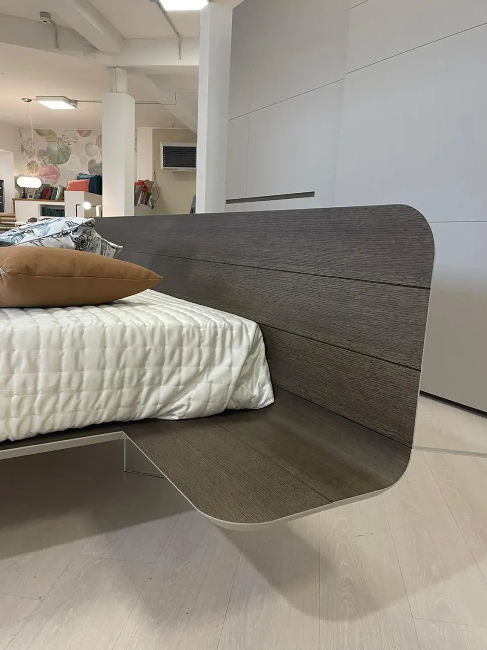 Letto design a scomparsa Letto novo Voltan a prezzo ribassato