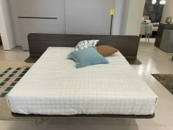 Letto design a scomparsa Letto novo Voltan a prezzo ribassato