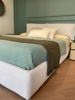 Letto design con contenitore Iorca Bolzan a prezzo scontato