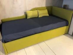 Letto design con contenitore Maya  Twils a prezzo ribassato