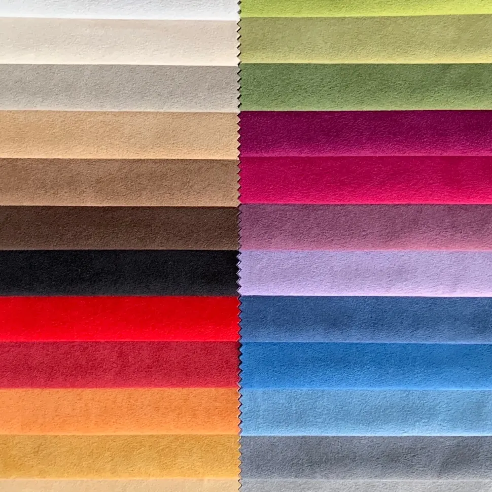 Letto design con gambe Deep Samoa a prezzo ribassato