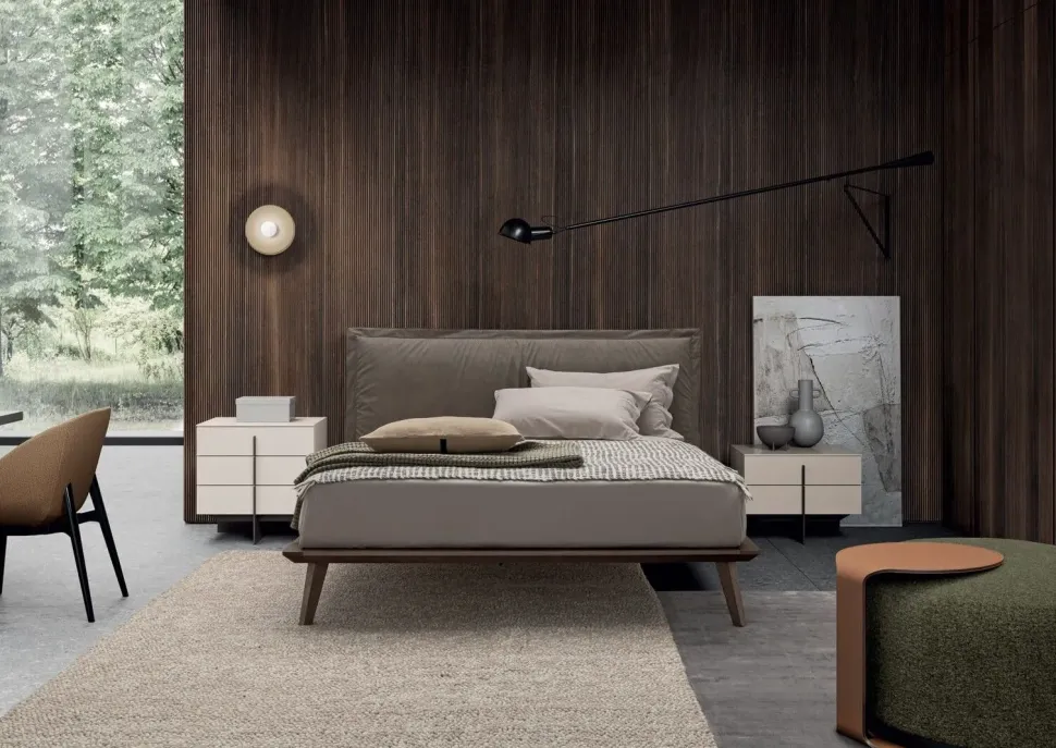 Letto design con gambe Morgan * Dall'agnese a prezzo scontato