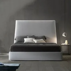 Letto design con gambe Tatami Excò a prezzo scontato