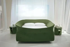 Letto design con giroletto Colletto Lago a prezzo scontato